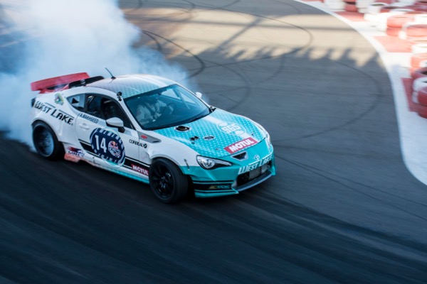 Drift na torze